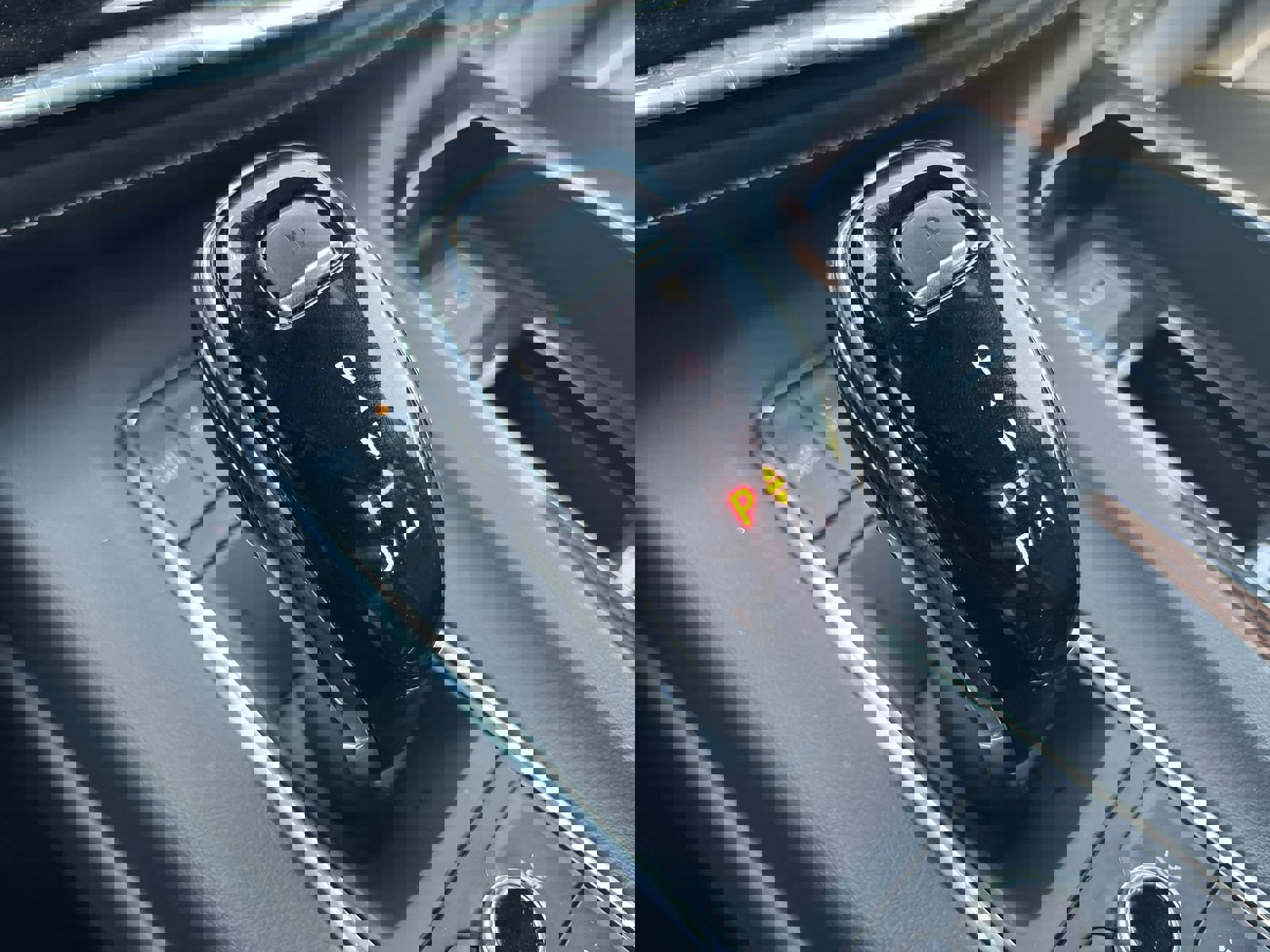 Used 2023 Cadillac Escalade ESV Premium Luxury RWD image 22