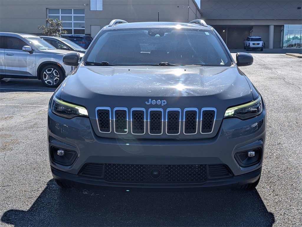 Used 2021 Jeep Cherokee Latitude Plus image 2