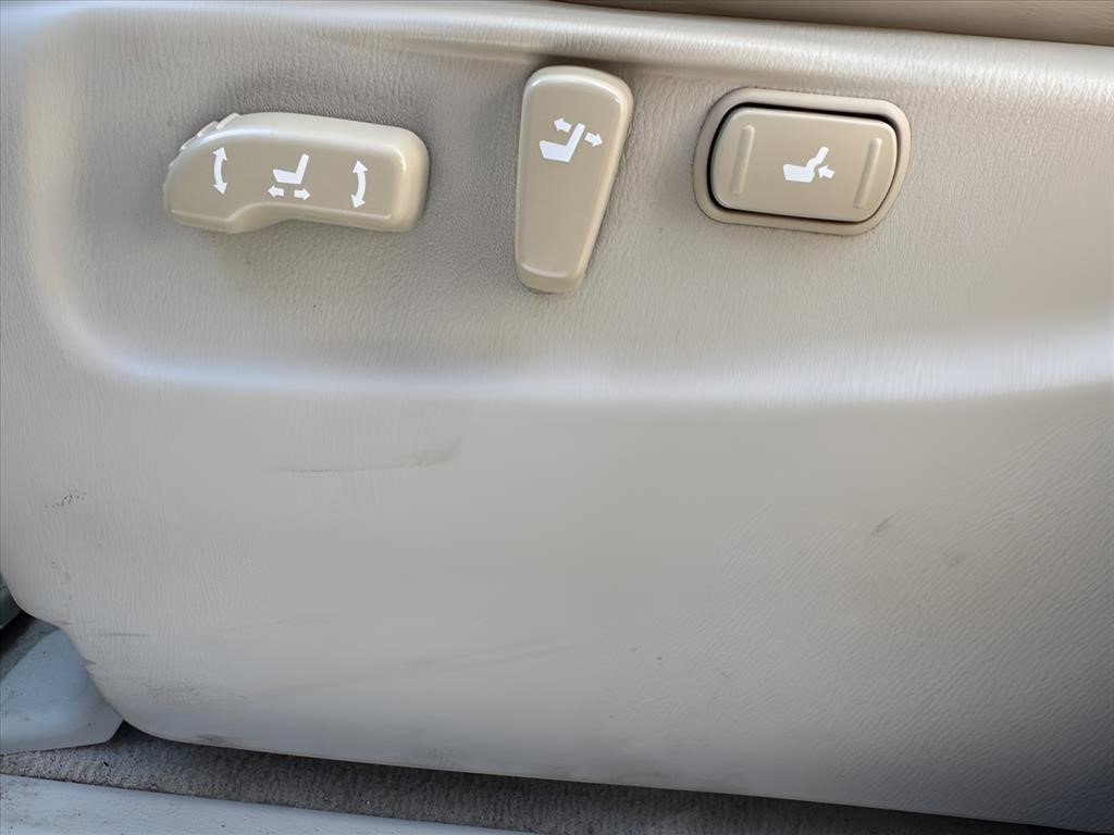Used 2015 INFINITI QX80 4WD w/ Deluxe Technology Package image 26