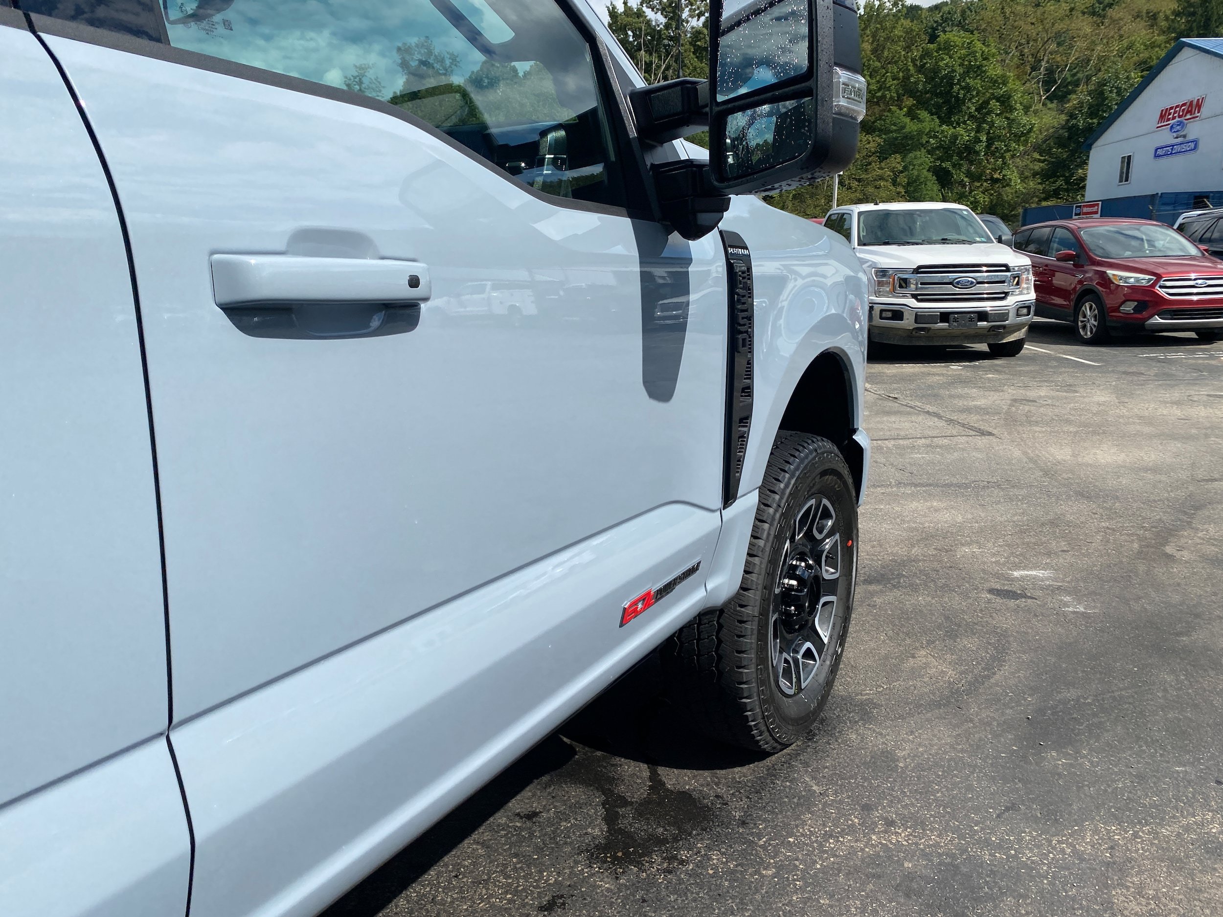 New 2026 Ford F350 Platinum w/ FX4 Off-Road Package AWD/4WD image 28