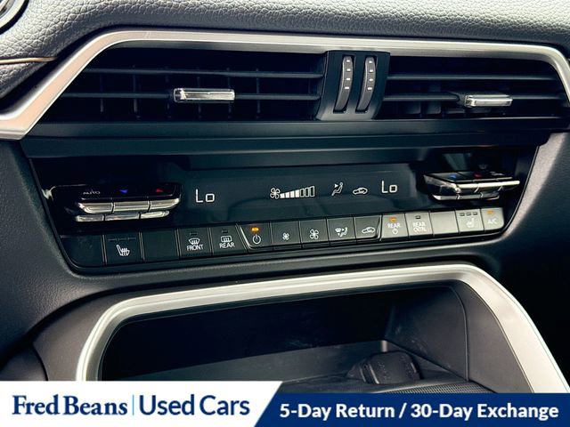 Used 2025 MAZDA CX-70 Plug-In Hybrid w/ Premium Pkg image 18
