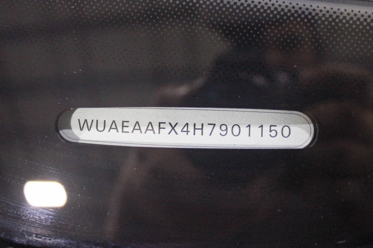 Used 2017 Audi R8 V10 w/ Carbon Exterior Package image 15