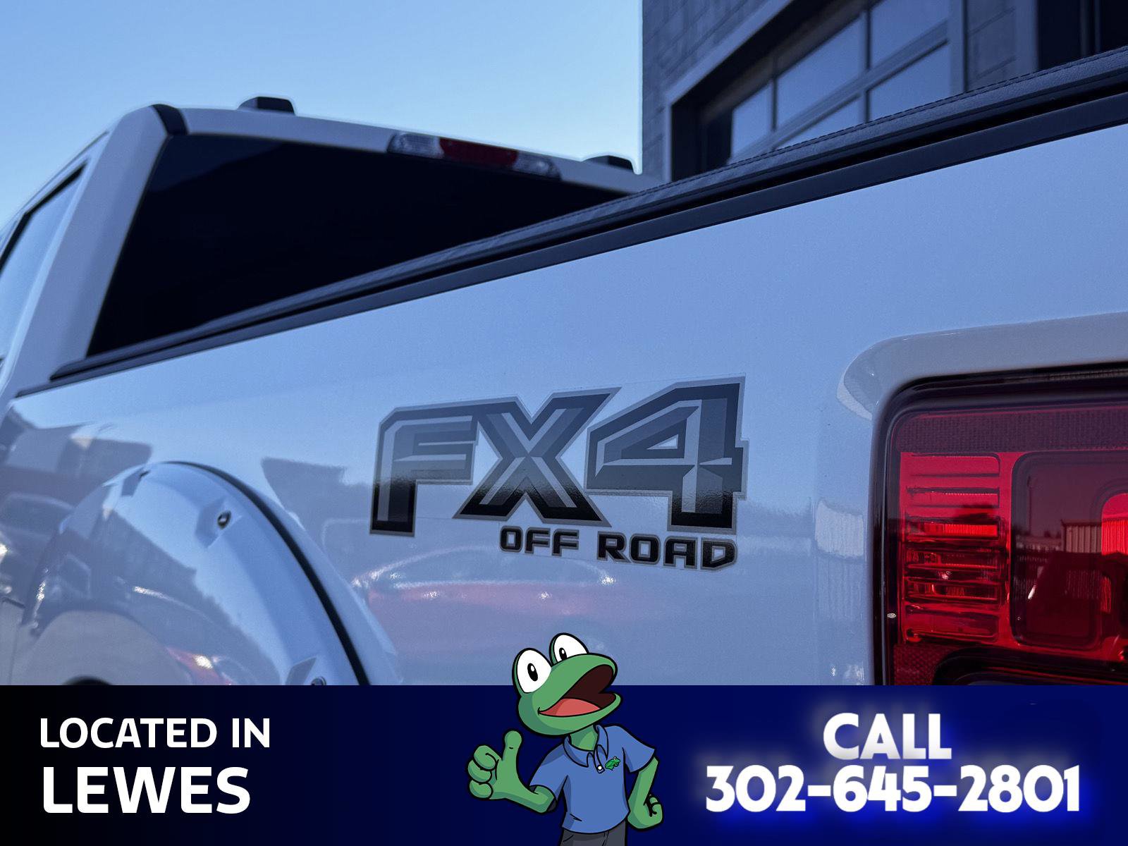 Used 2022 Ford F250 Lariat w/ Black Appearance Package image 7