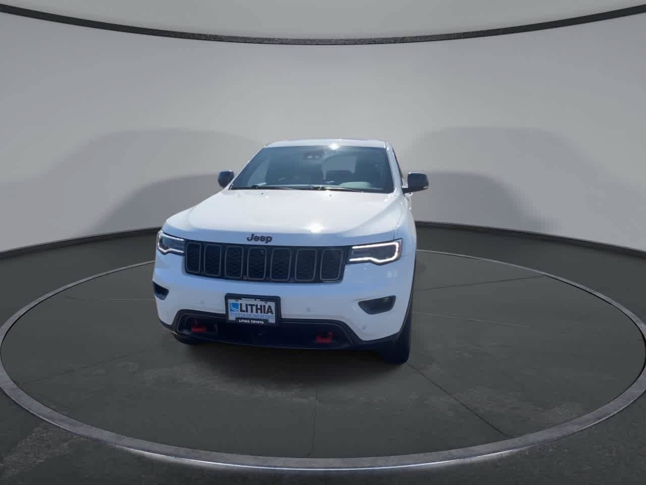 Used 2021 Jeep Grand Cherokee Trailhawk w/ Premium Lighting Group AWD/4WD image 3