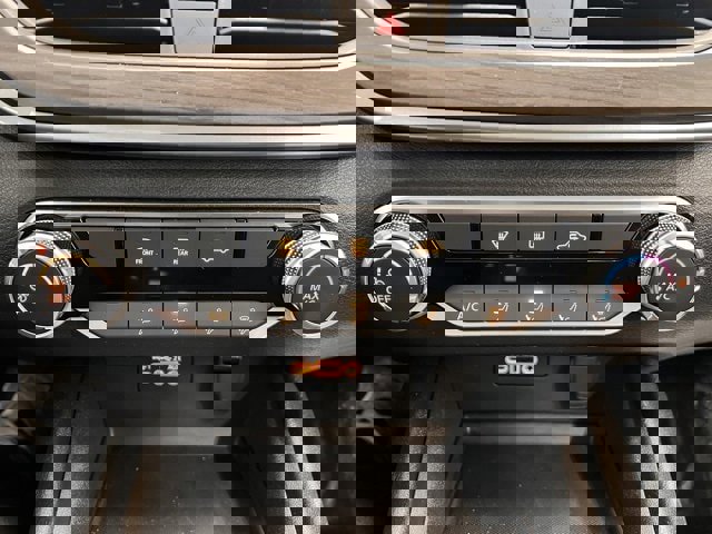 Used 2025 Nissan Altima 2.5 SV image 20