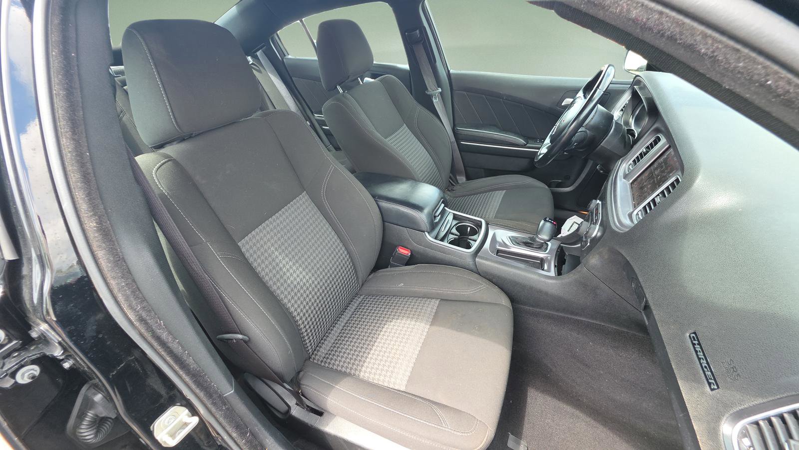 Used 2023 Dodge Charger SXT RWD image 16