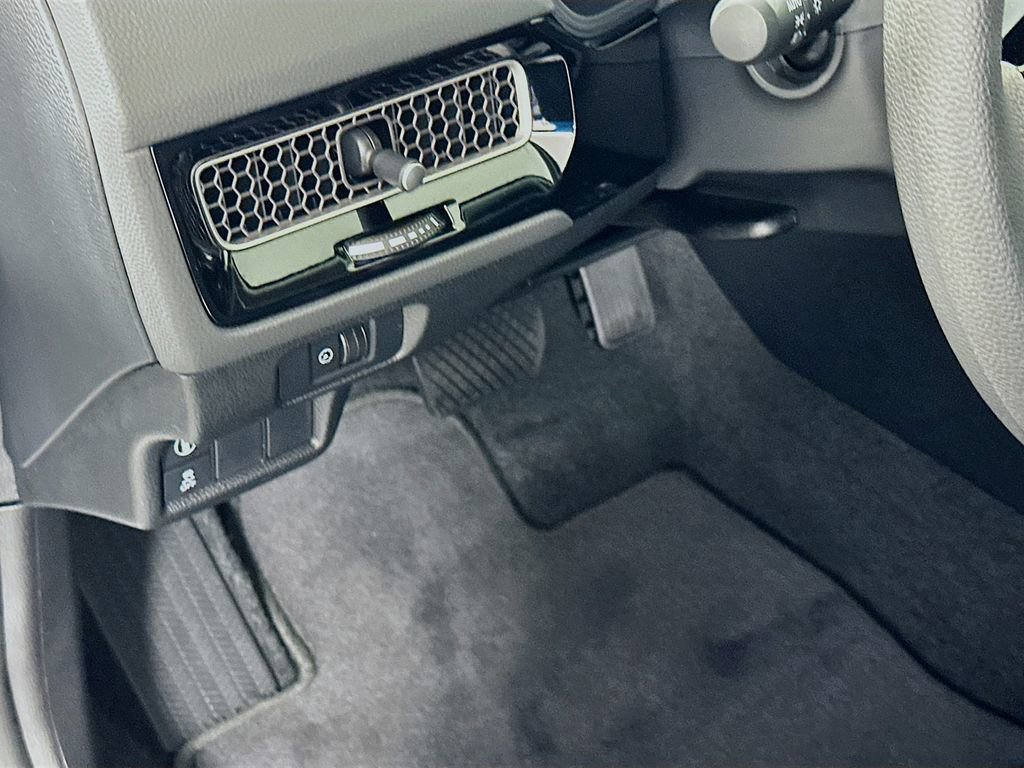 Certified 2024 Honda Civic LX image 9