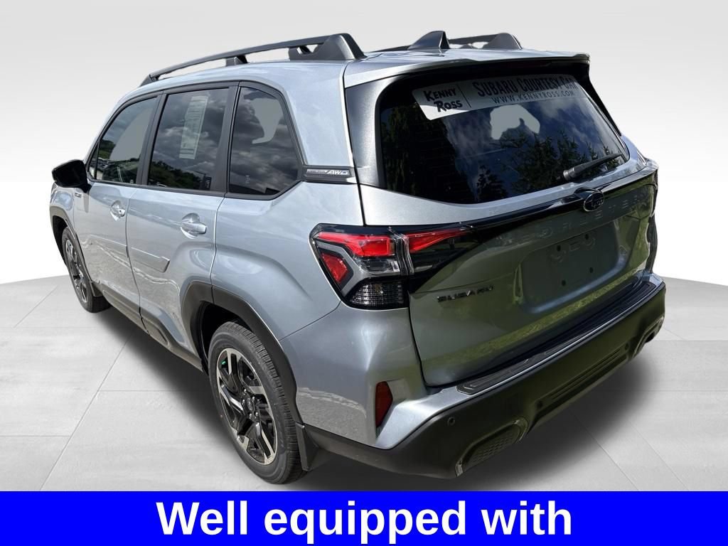 Used 2025 Subaru Forester Limited AWD/4WD image 3