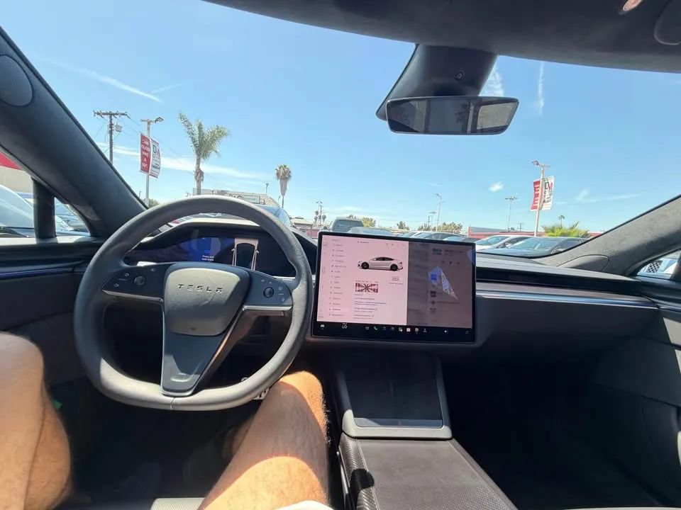 Used 2026 Tesla Model S Plaid AWD/4WD image 8