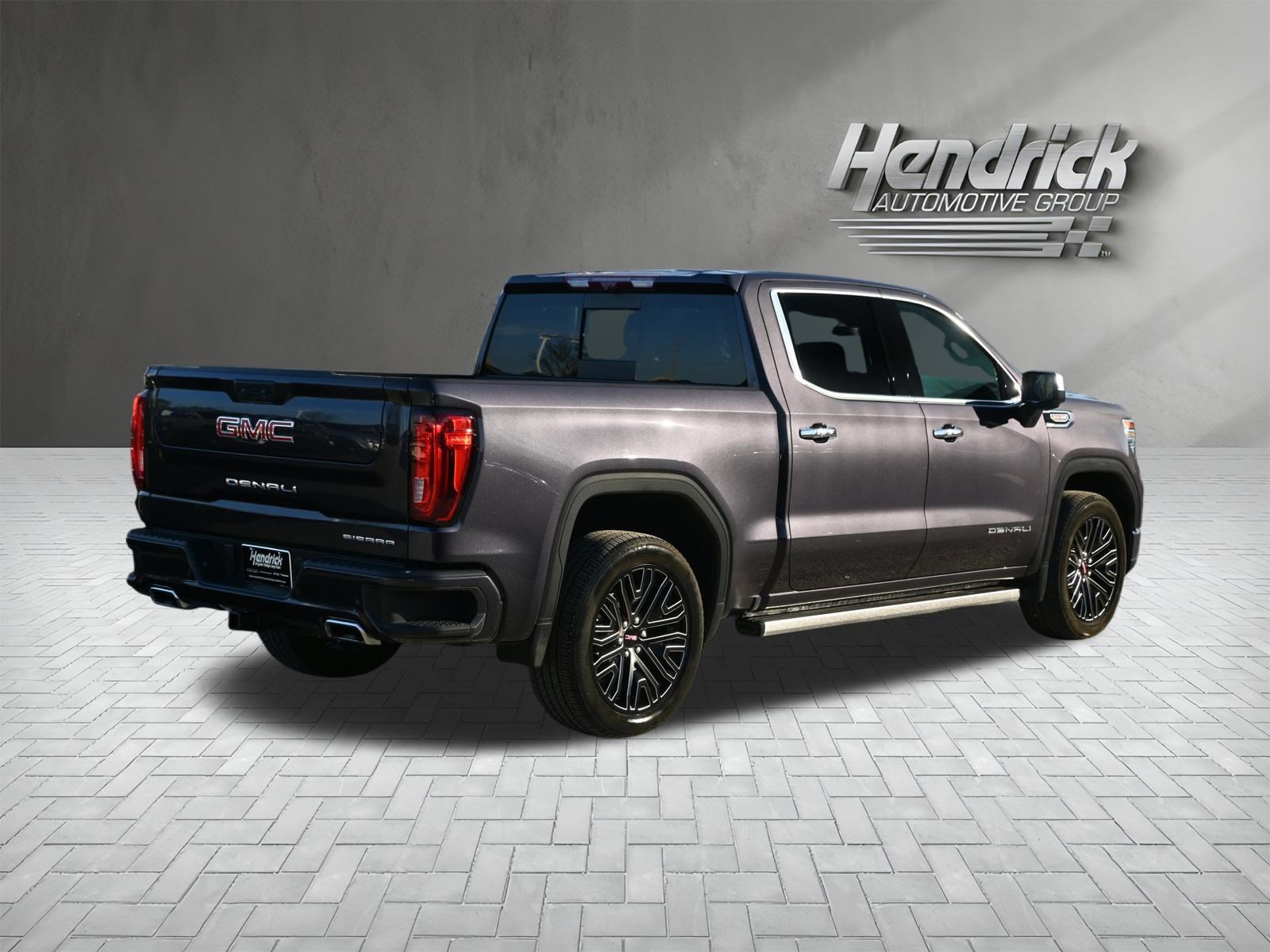 Used 2024 GMC Sierra 1500 Denali w/ Denali Reserve Package AWD/4WD image 10