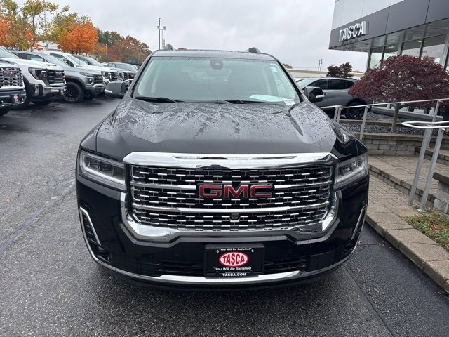 Used 2023 GMC Acadia Denali w/ Black Diamond Edition image 2