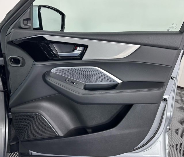 Used 2026 Acura MDX FWD image 30