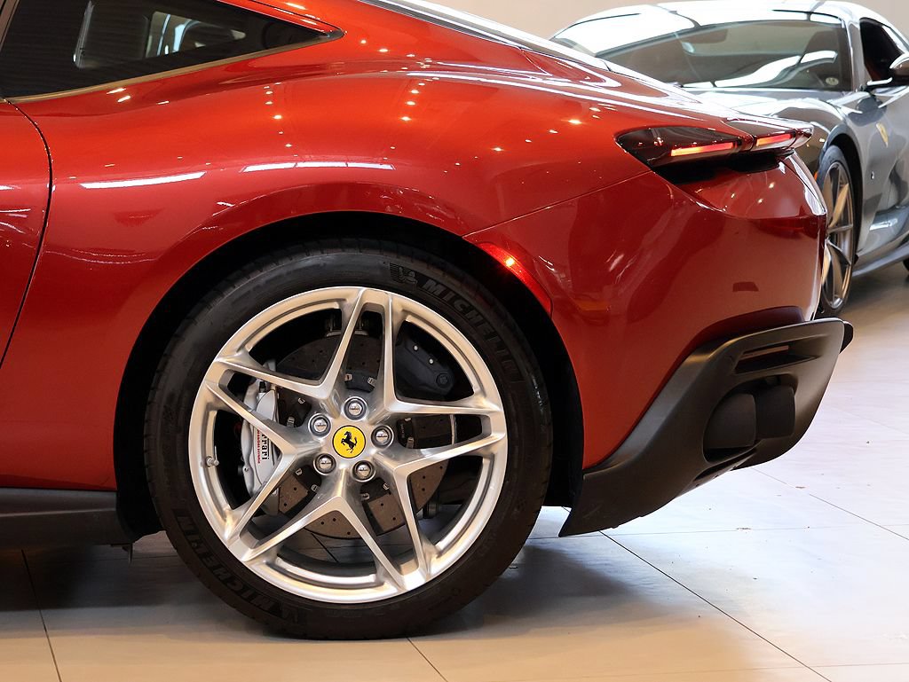 Certified 2022 Ferrari Roma RWD image 65