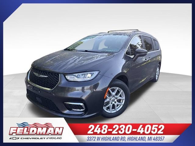 Used 2022 Chrysler Pacifica Touring-L