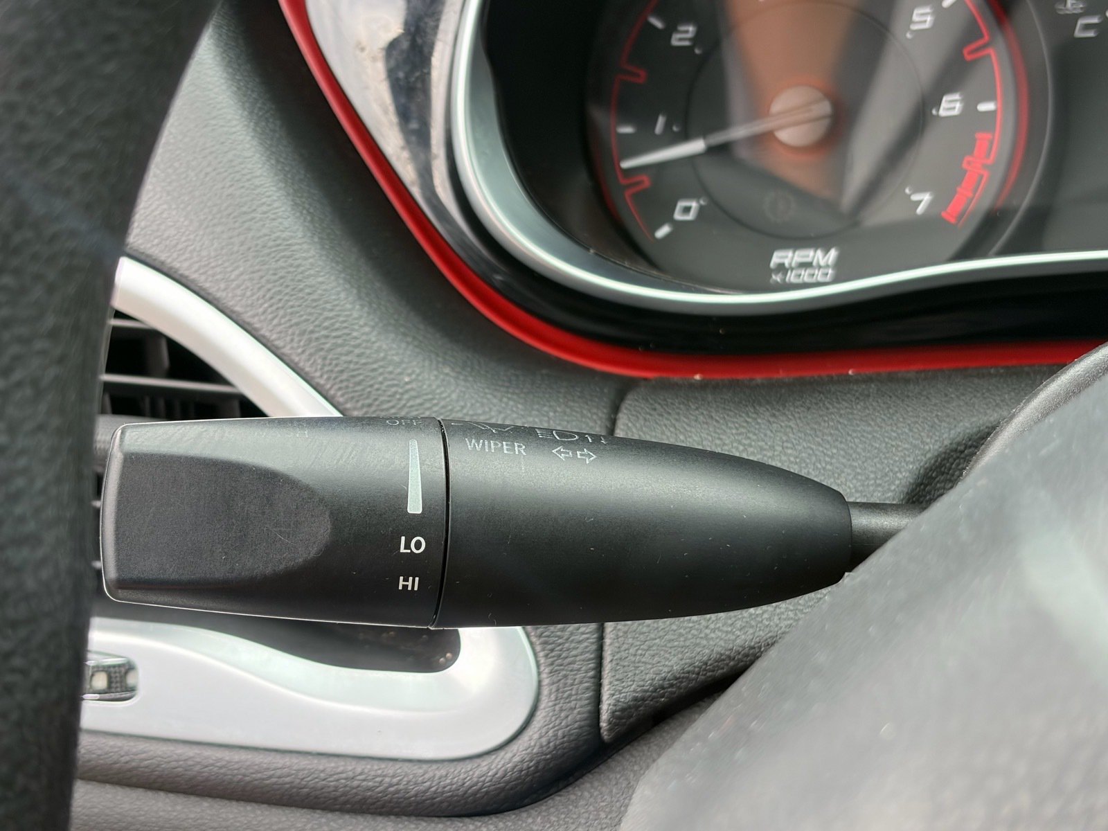 Used 2016 Dodge Dart SE w/ Convenience Group FWD image 19