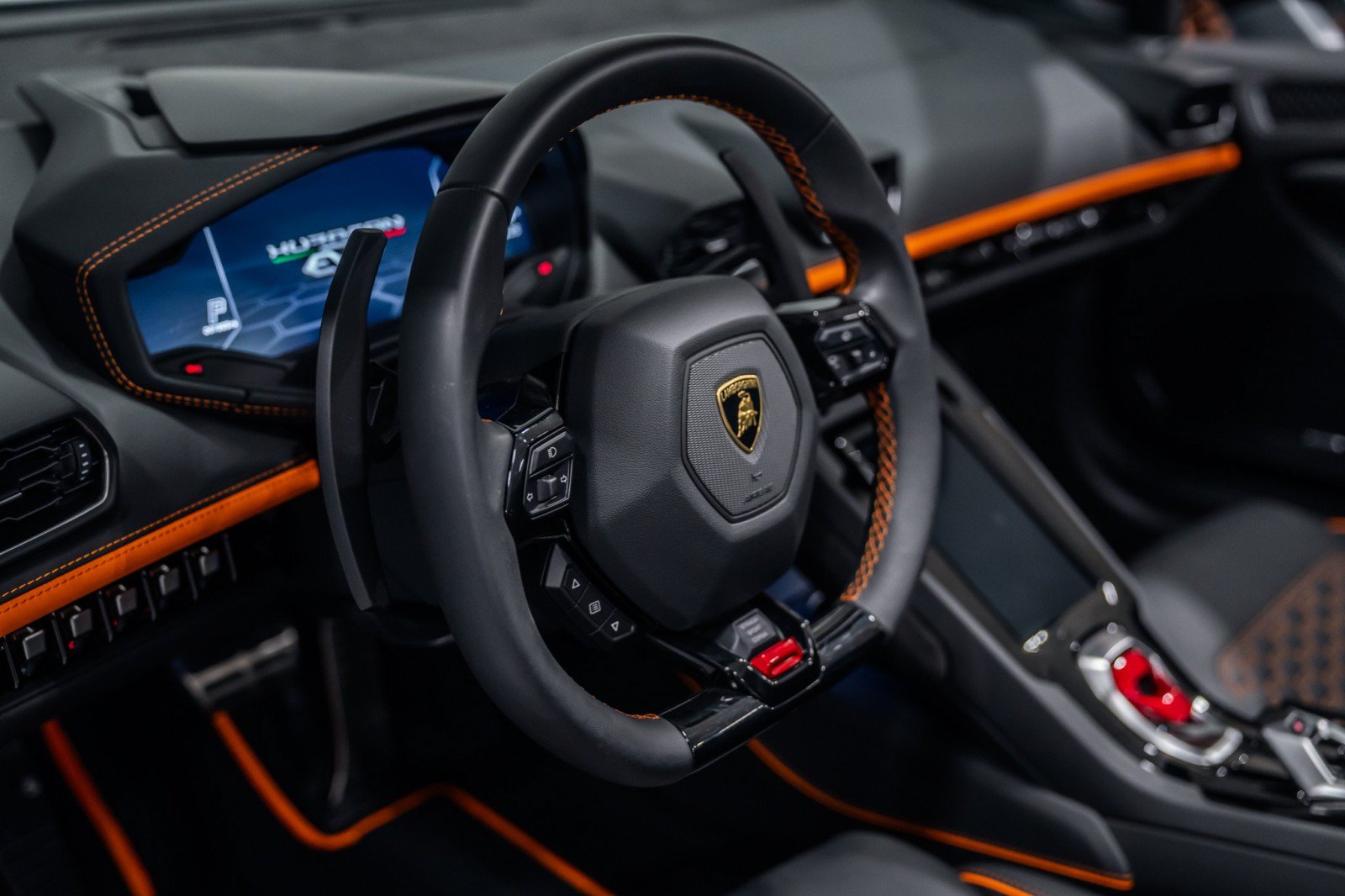 Used 2024 Lamborghini Huracan EVO AWD/4WD image 18