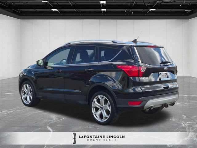 Used 2019 Ford Escape Titanium w/ U9j03 - Titanium Tow Package AWD/4WD image 3