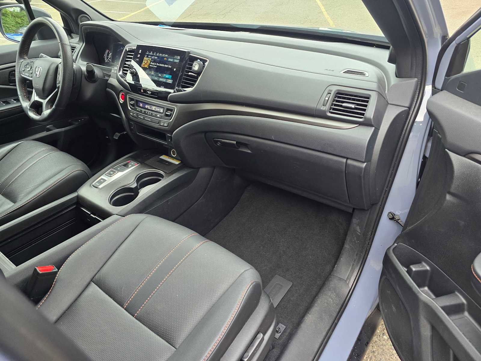 Used 2022 Honda Passport TrailSport image 12