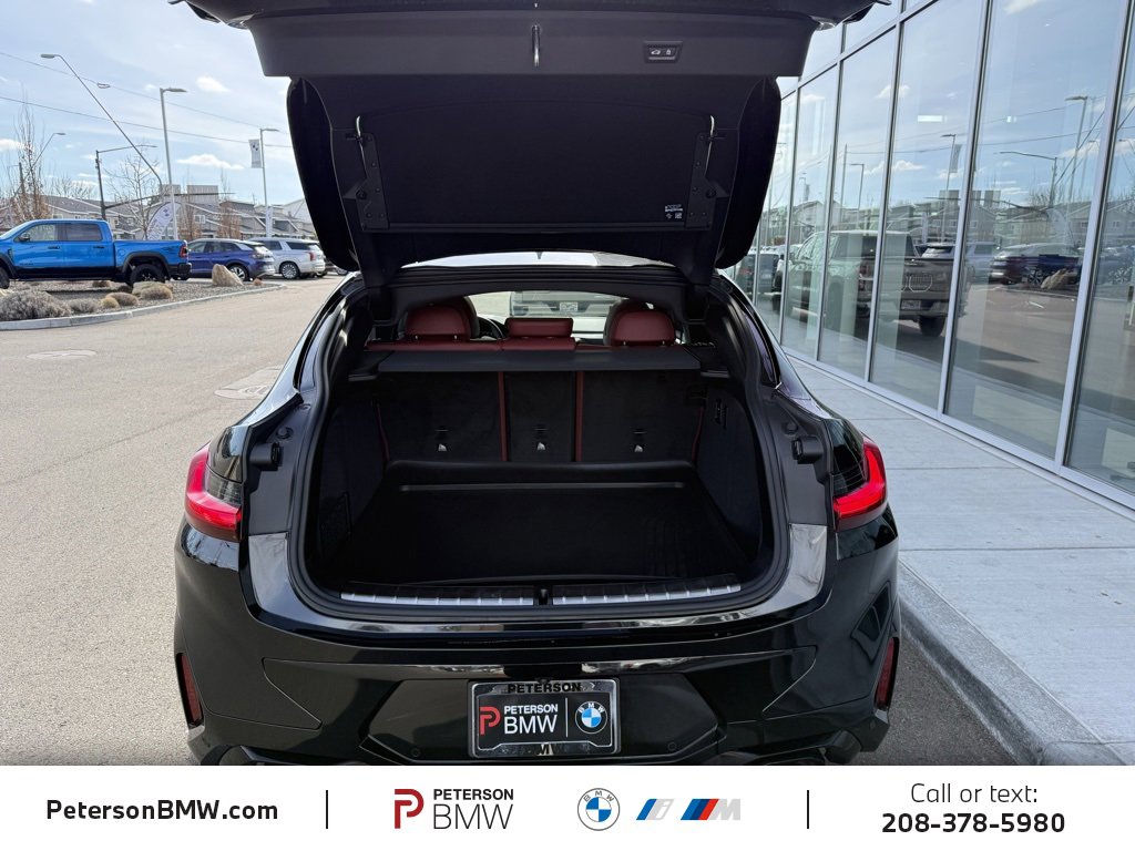 Used 2023 BMW X4 M40i image 8
