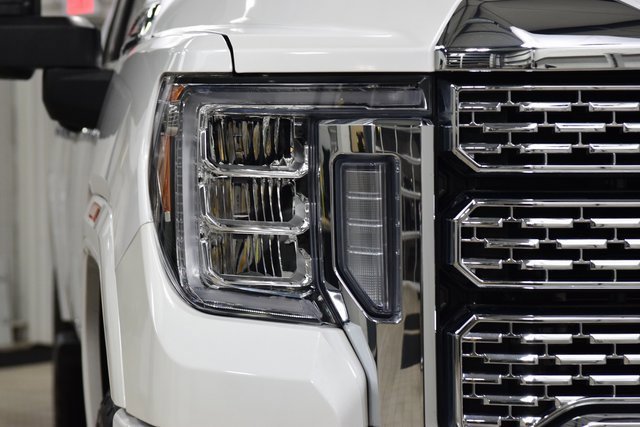 Used 2023 GMC Sierra 3500 Denali w/ Denali Ultimate Package image 12