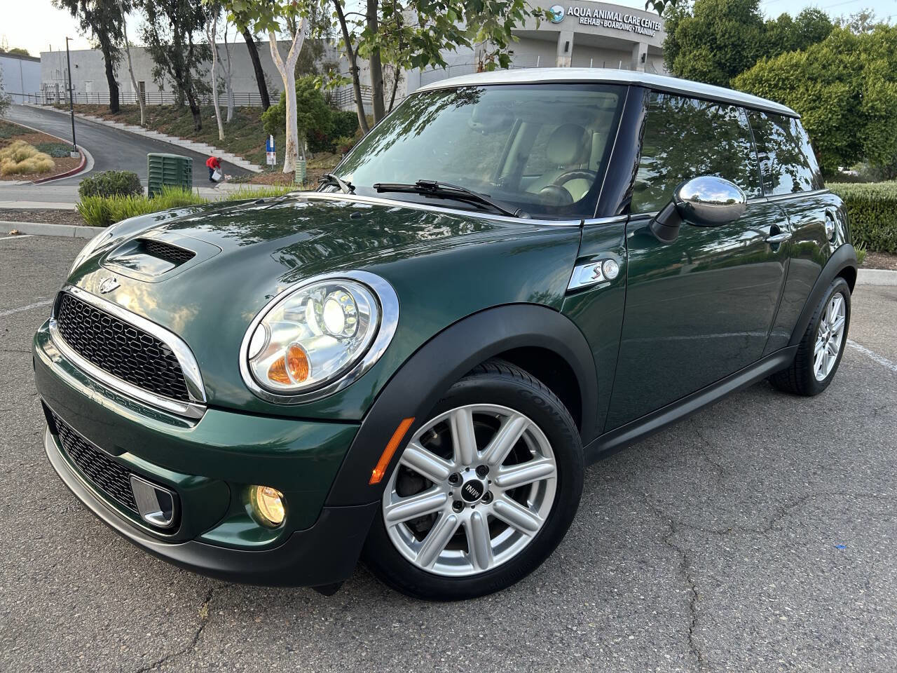Used 2013 MINI Cooper S image 1