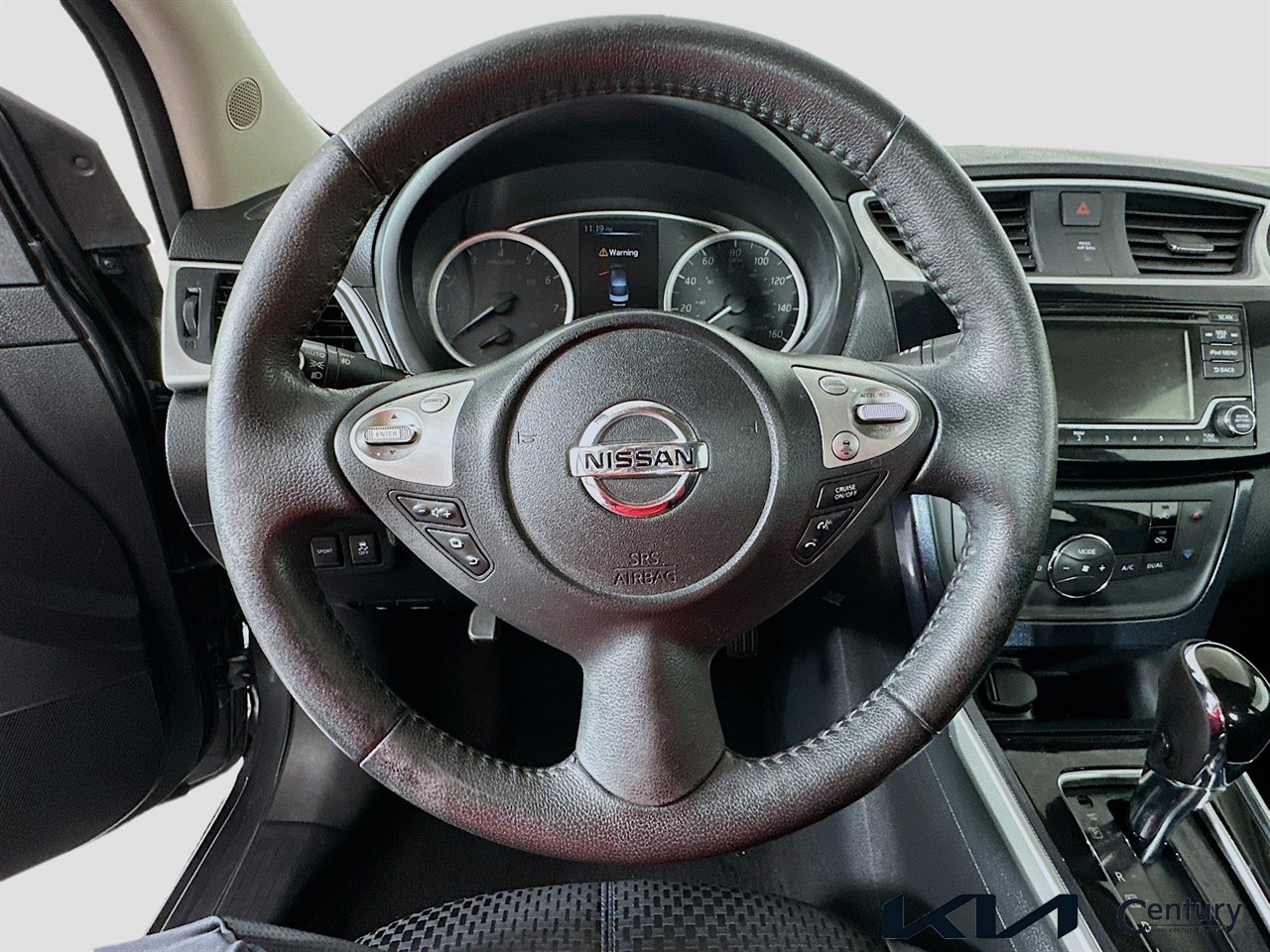 Used 2018 Nissan Sentra SR w/ Protection Package FWD image 11