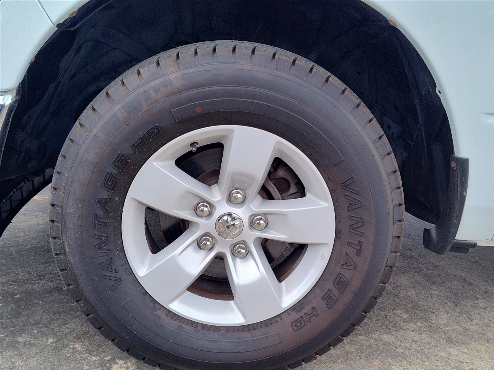 Used 2022 RAM 1500 Classic SLT w/ Electronics Group AWD/4WD image 10