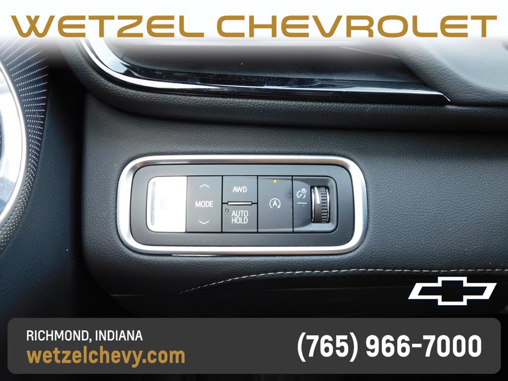 Used 2025 Buick Enclave Avenir w/ Super Cruise Package AWD/4WD image 38
