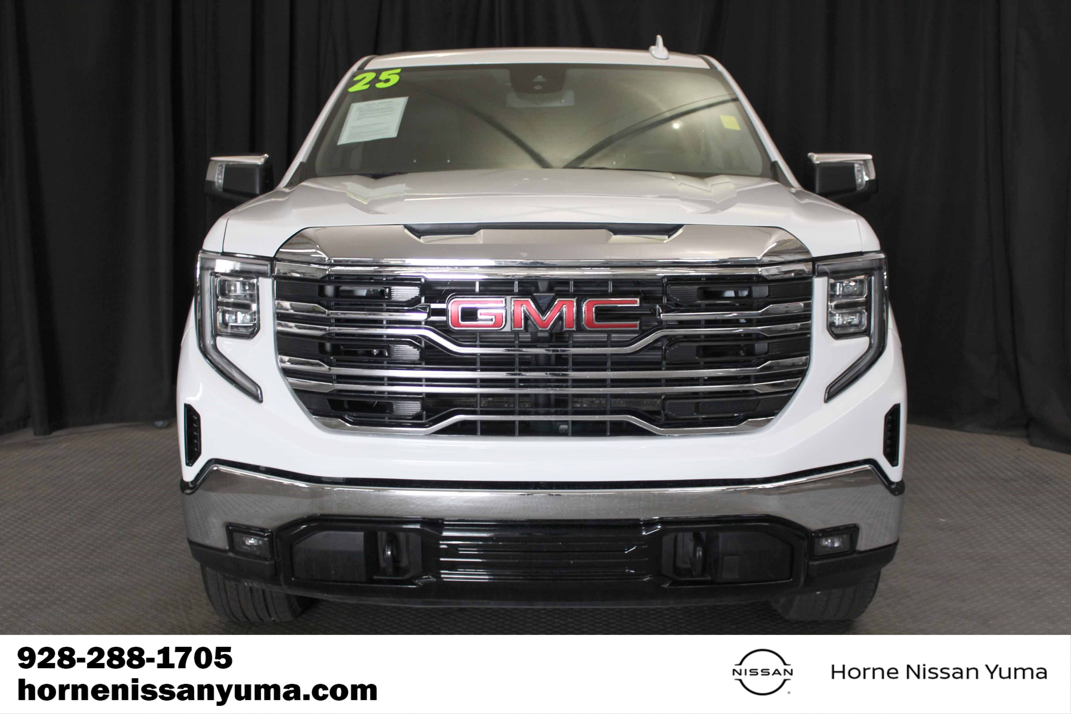 Used 2025 GMC Sierra 1500 SLT AWD/4WD image 2