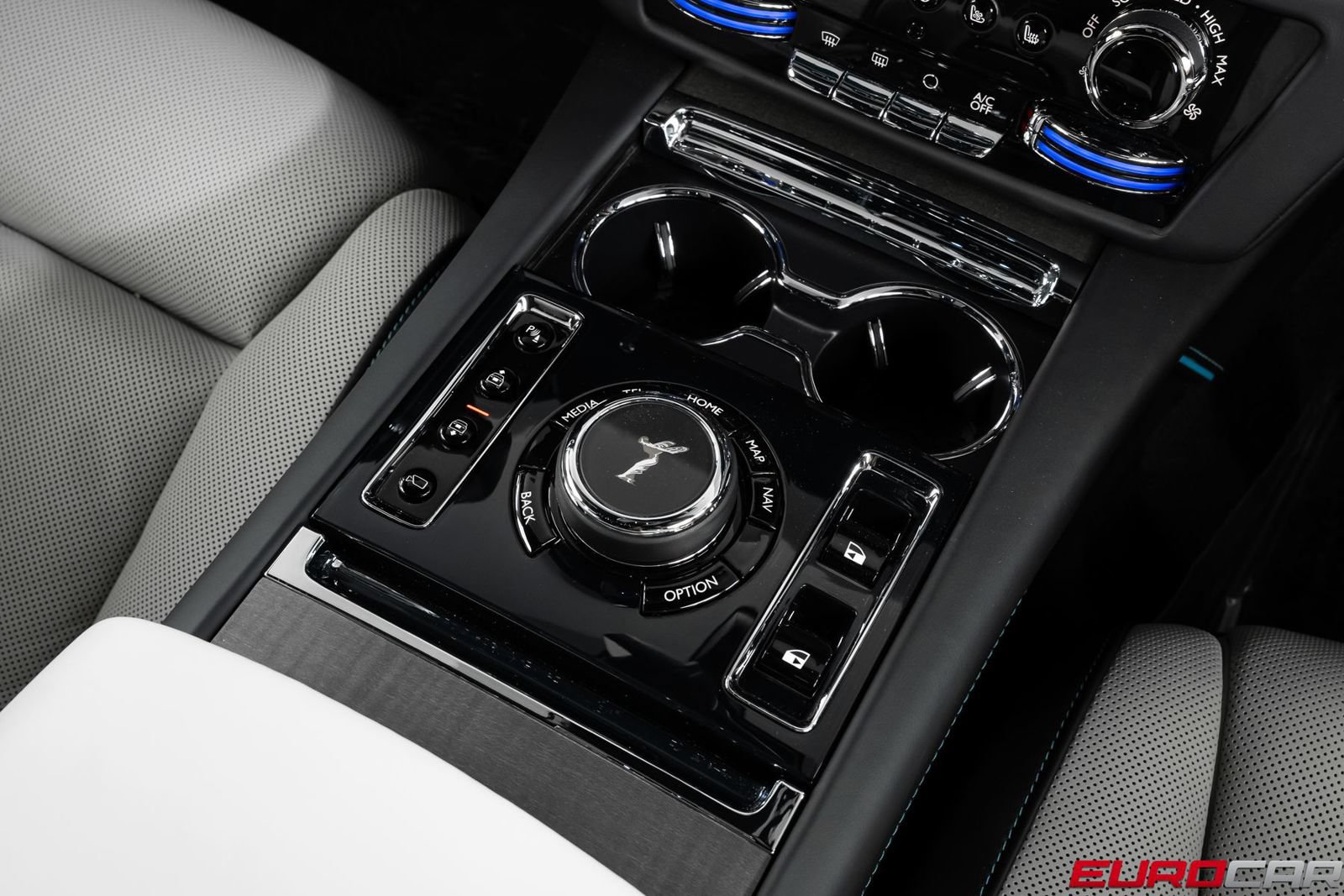 Used 2025 Rolls-Royce Ghost AWD/4WD image 32