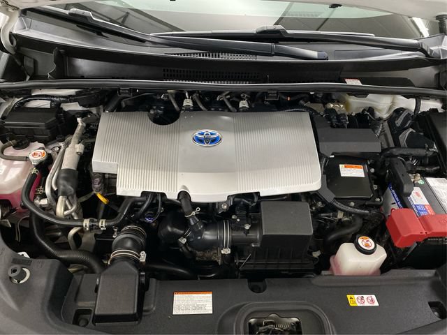 Used 2021 Toyota Prius Prime XLE FWD image 12