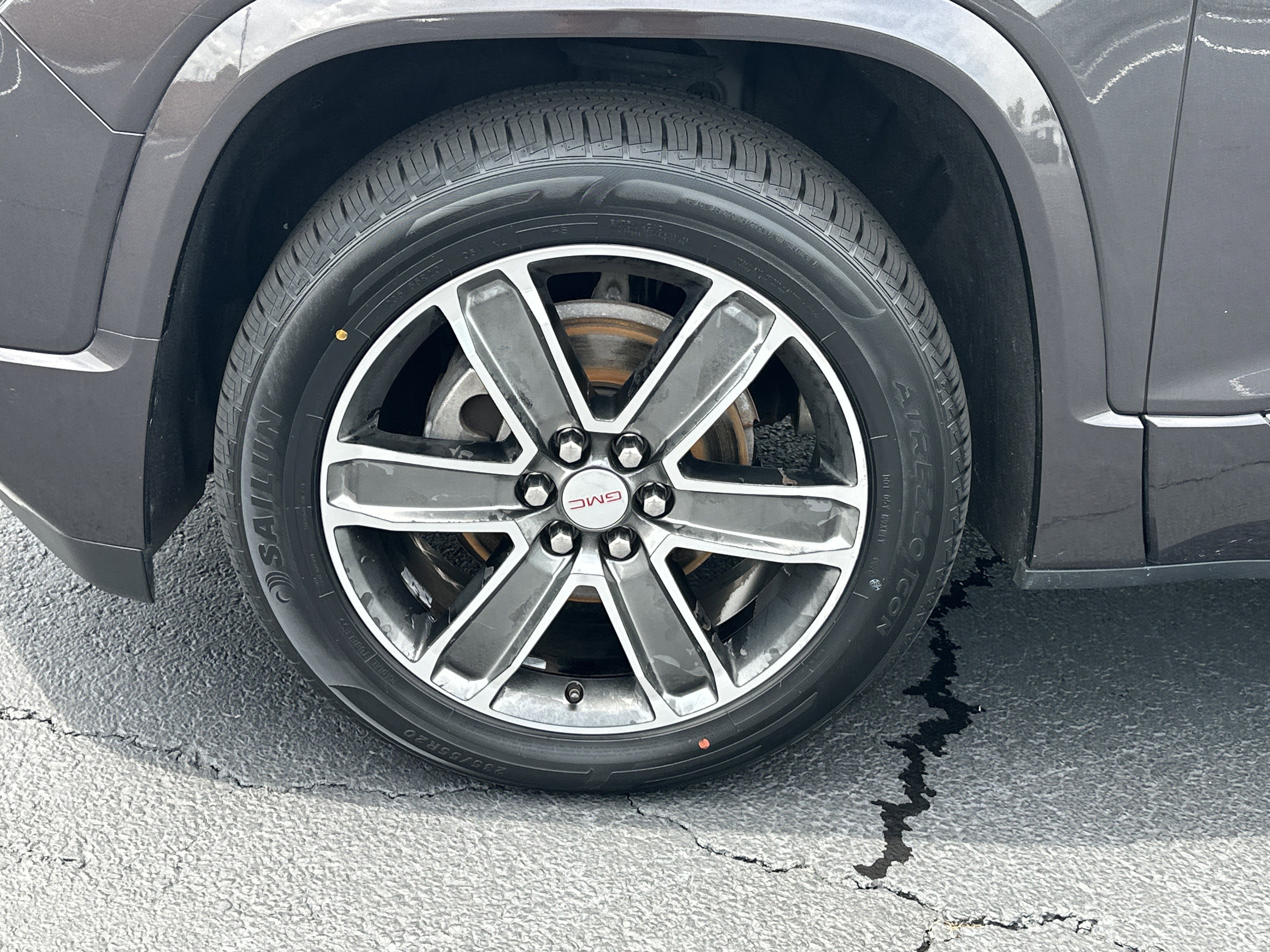 Used 2017 GMC Acadia Denali AWD/4WD image 11