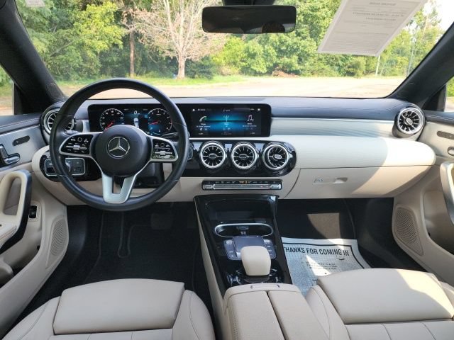 Used 2022 Mercedes-Benz CLA 250 image 31