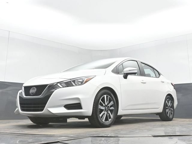 Used 2020 Nissan Versa SV FWD image 39