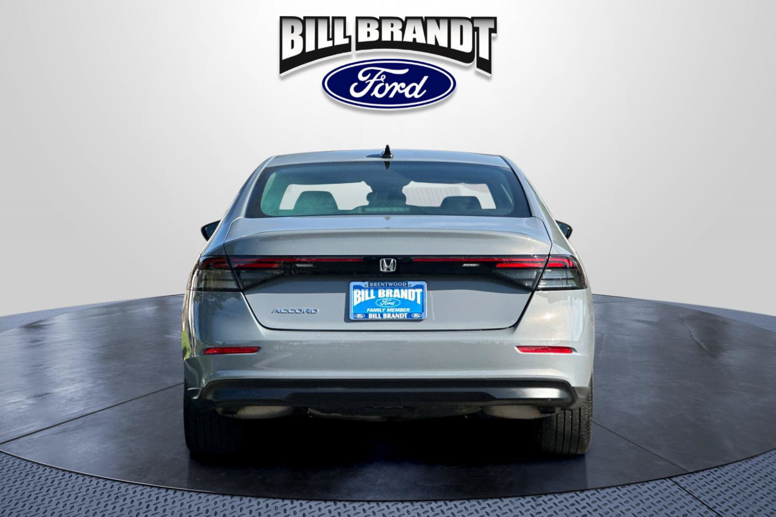 Used 2025 Honda Accord SE image 4