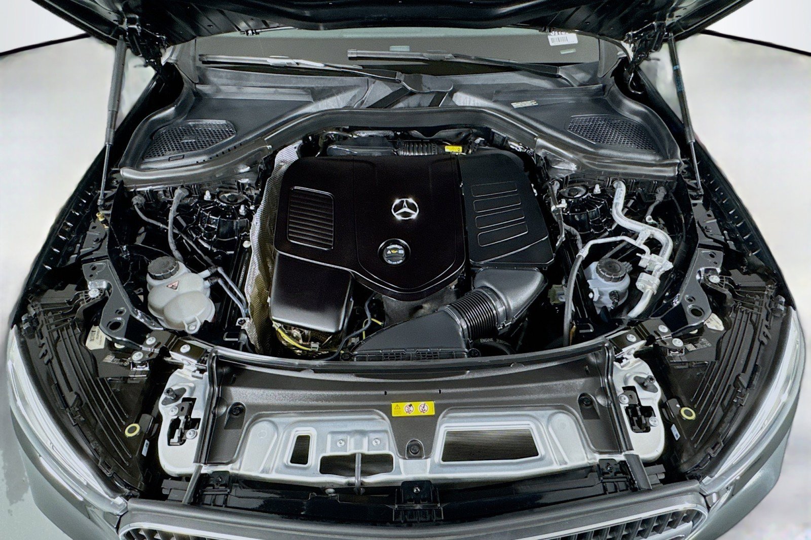 Certified 2025 Mercedes-Benz GLC 300 image 11