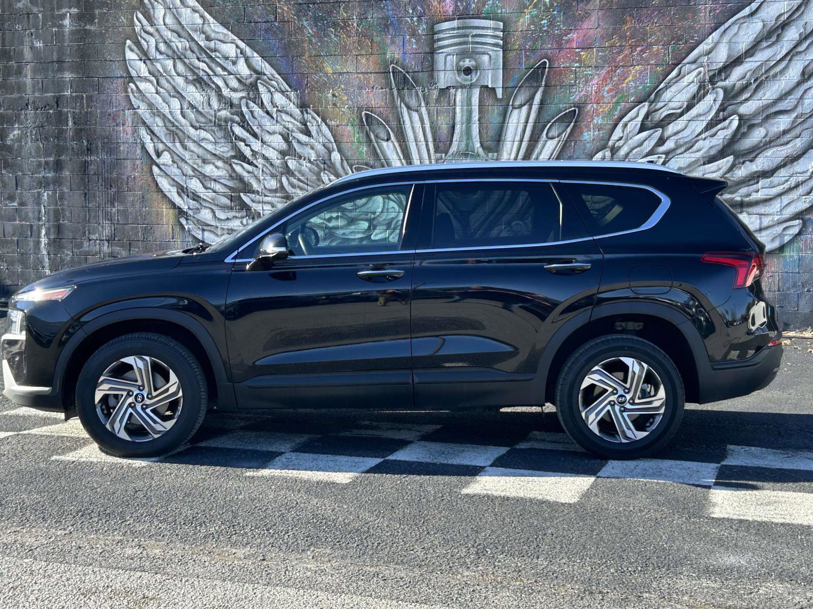 Used 2023 Hyundai Santa Fe SEL image 6