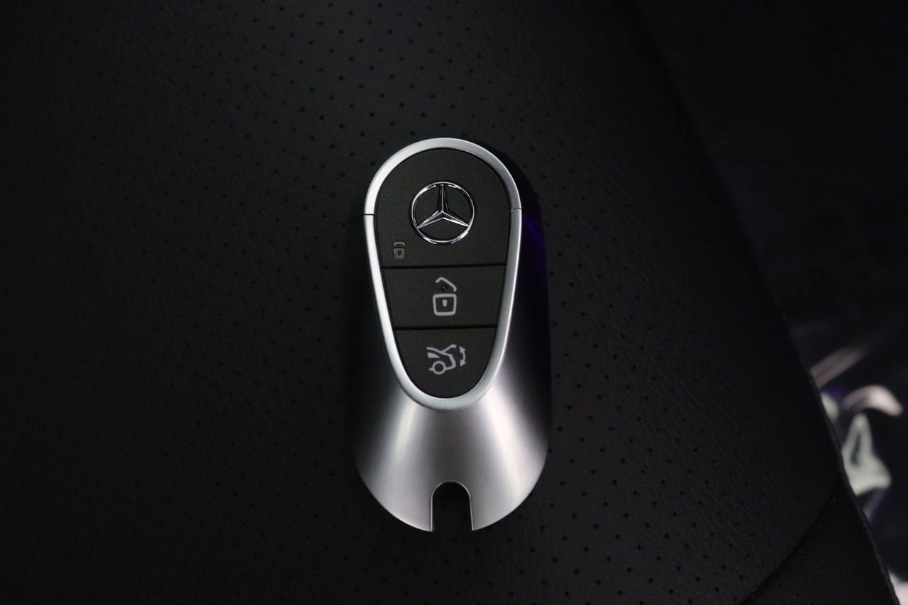 New 2026 Mercedes-Benz CLE 300 4MATIC Cabriolet image 15