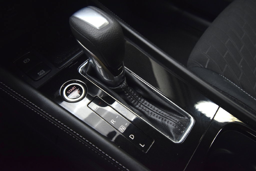 Used 2023 Nissan Kicks SV FWD image 19