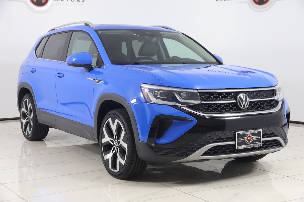 Used 2022 Volkswagen Taos SEL w/ Panoramic Sunroof Package AWD/4WD image 20