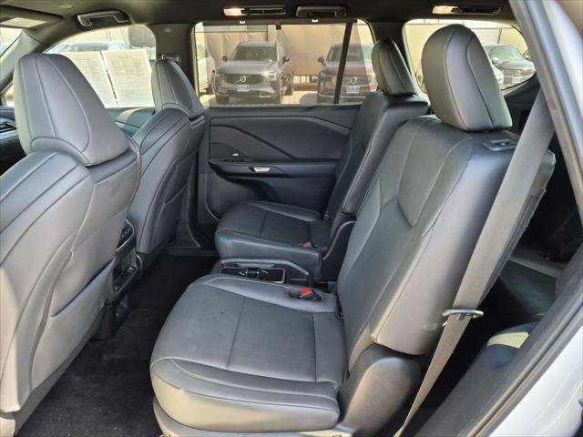 Used 2025 Lexus TX 500h AWD w/ Technology Package image 24
