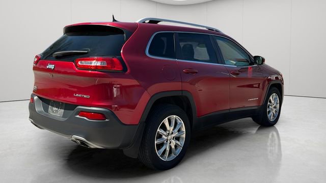 Used 2016 Jeep Cherokee Limited AWD/4WD image 4