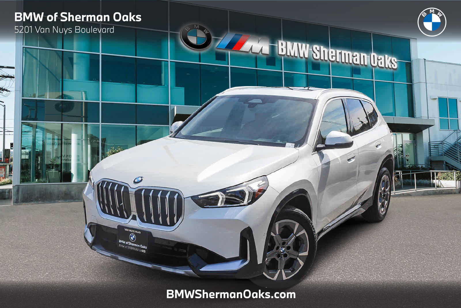 Used 2025 BMW X1 xDrive28i w/ Premium Package image 1
