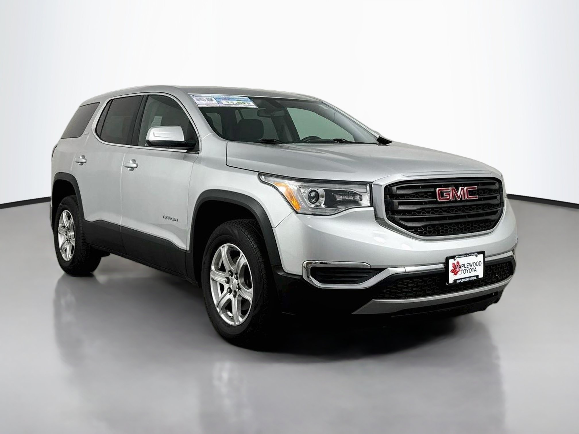 Used 2017 GMC Acadia SLE FWD video 1