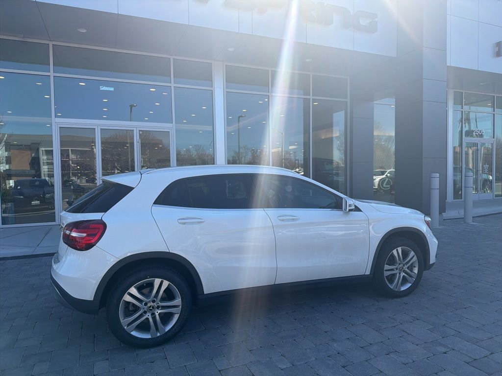 Used 2018 Mercedes-Benz GLA 250 4MATIC image 9