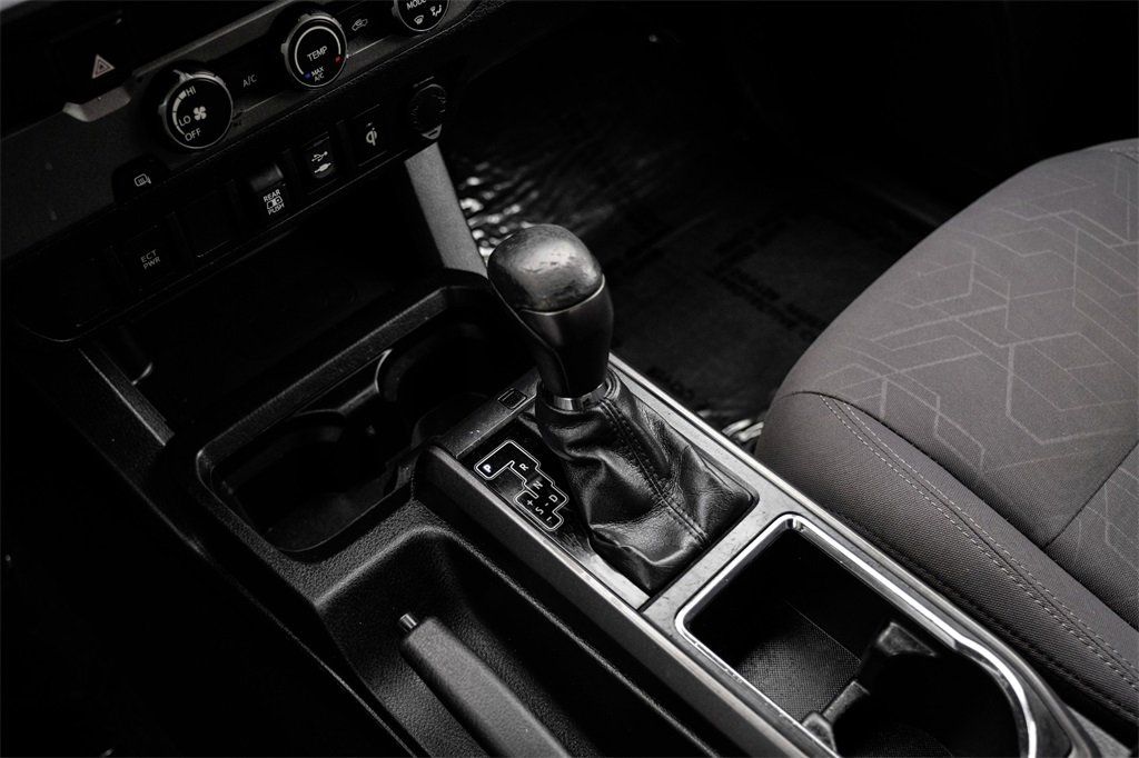 Used 2019 Toyota Tacoma TRD Off-Road image 25