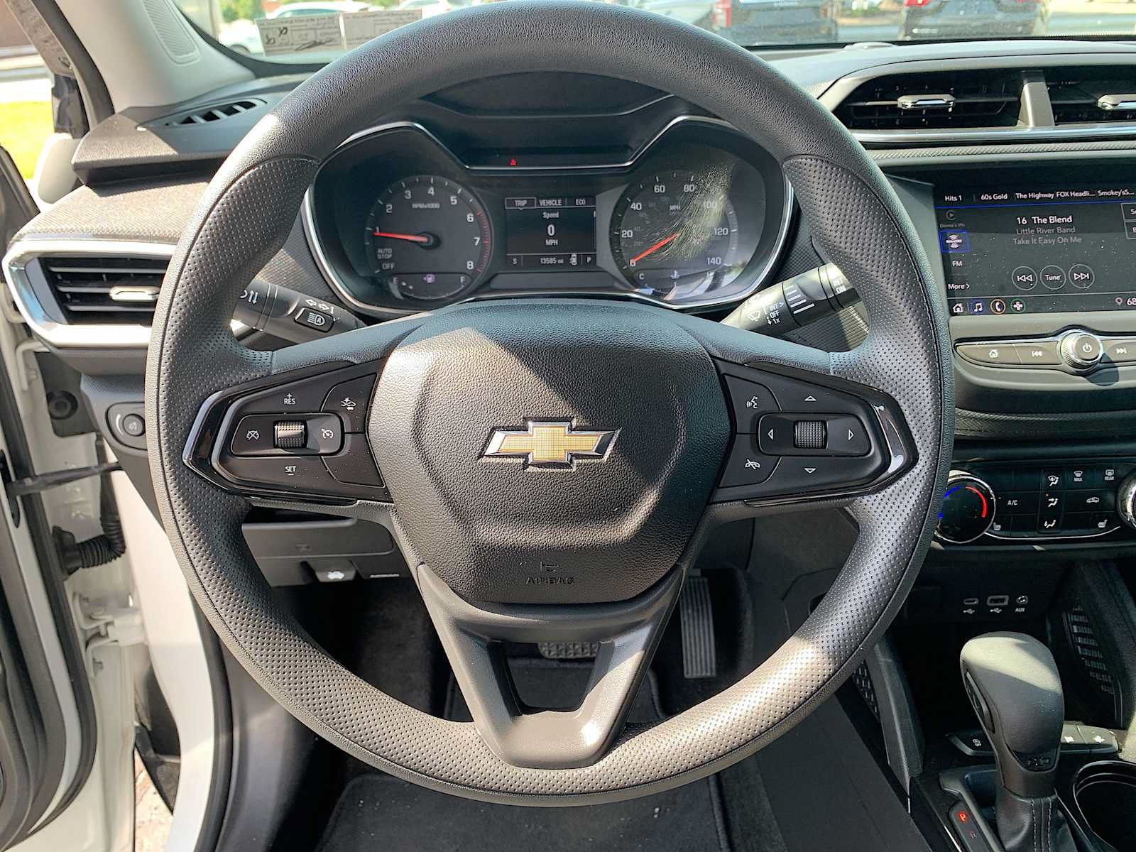 Certified 2023 Chevrolet TrailBlazer LT FWD image 11