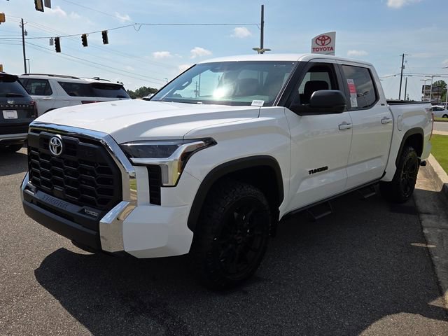 New 2026 Toyota Tundra SR5 AWD/4WD image 3