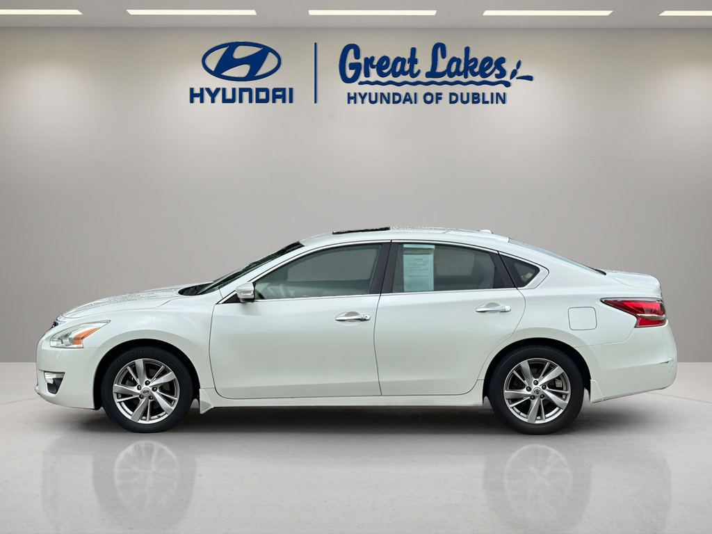 Used 2015 Nissan Altima 2.5 SL w/ Moonroof Package FWD image 2