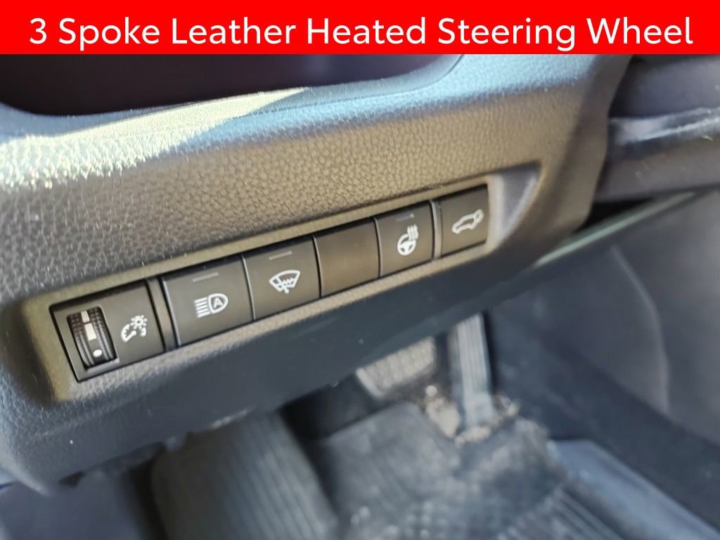 Used 2020 Toyota RAV4 XLE Premium image 9